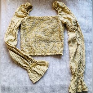 Nasty Gal crop top puffy shoulder💕